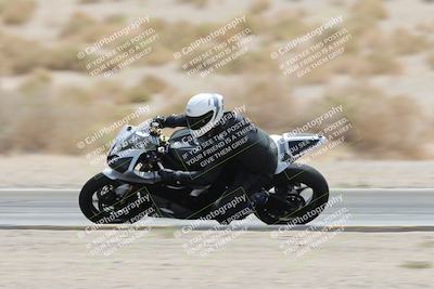 media/May-05-2025-Moto Forza (Mon) [[3c1838c5e5]]/2-B Group/Session 3 (Panning Test Turn 14 Inside)/